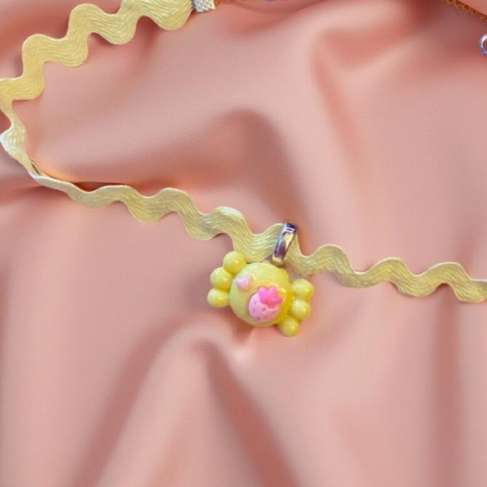 Yellow Little Treat 🍬 DDLG Choker